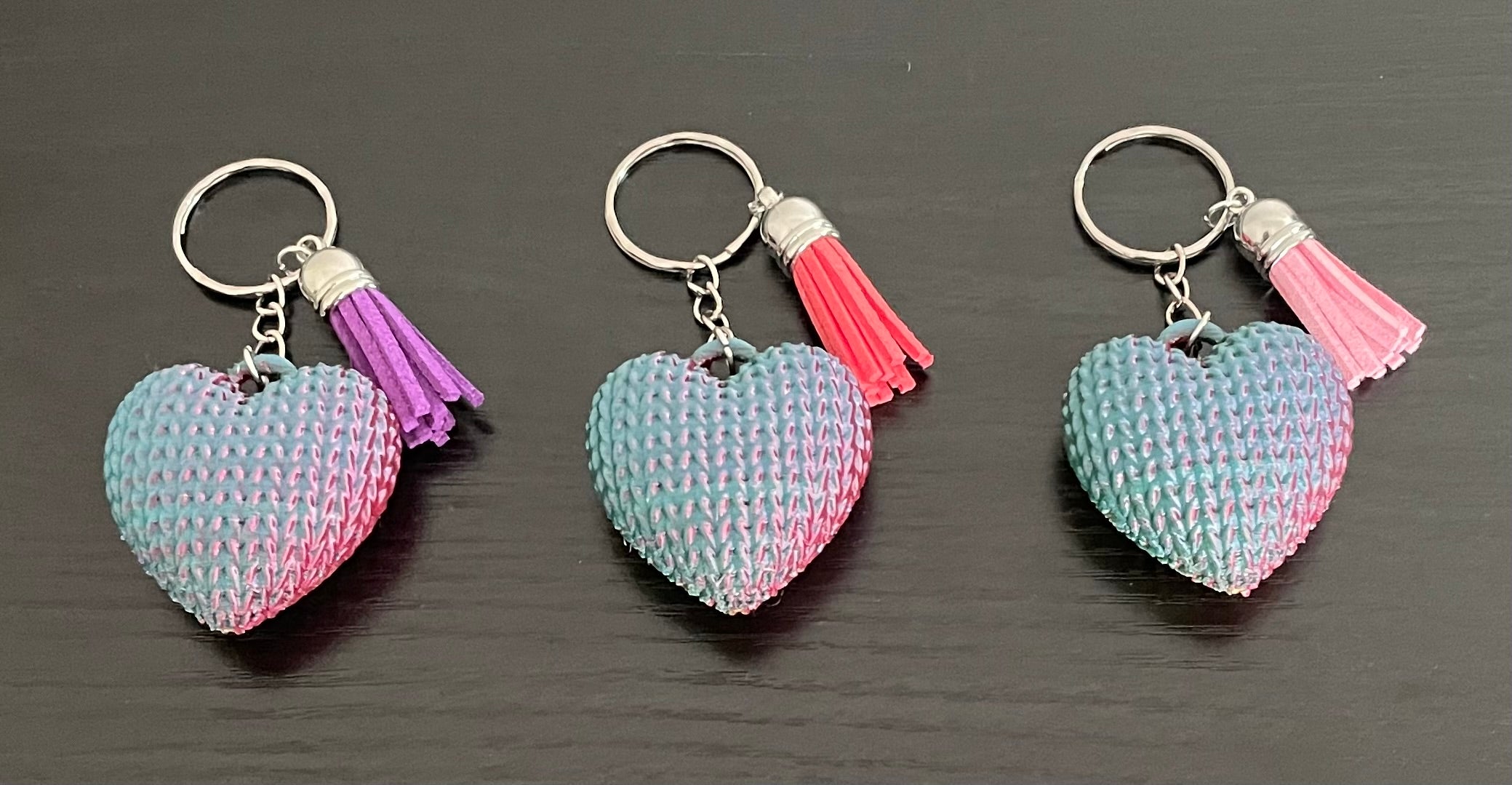 Unique Tri-colour 3d Printed Knitted Pattern Love Heart Key Chain.